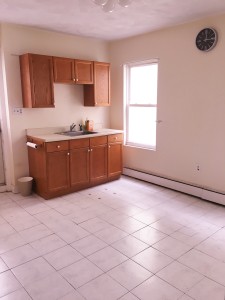 27 vinton St #3kit